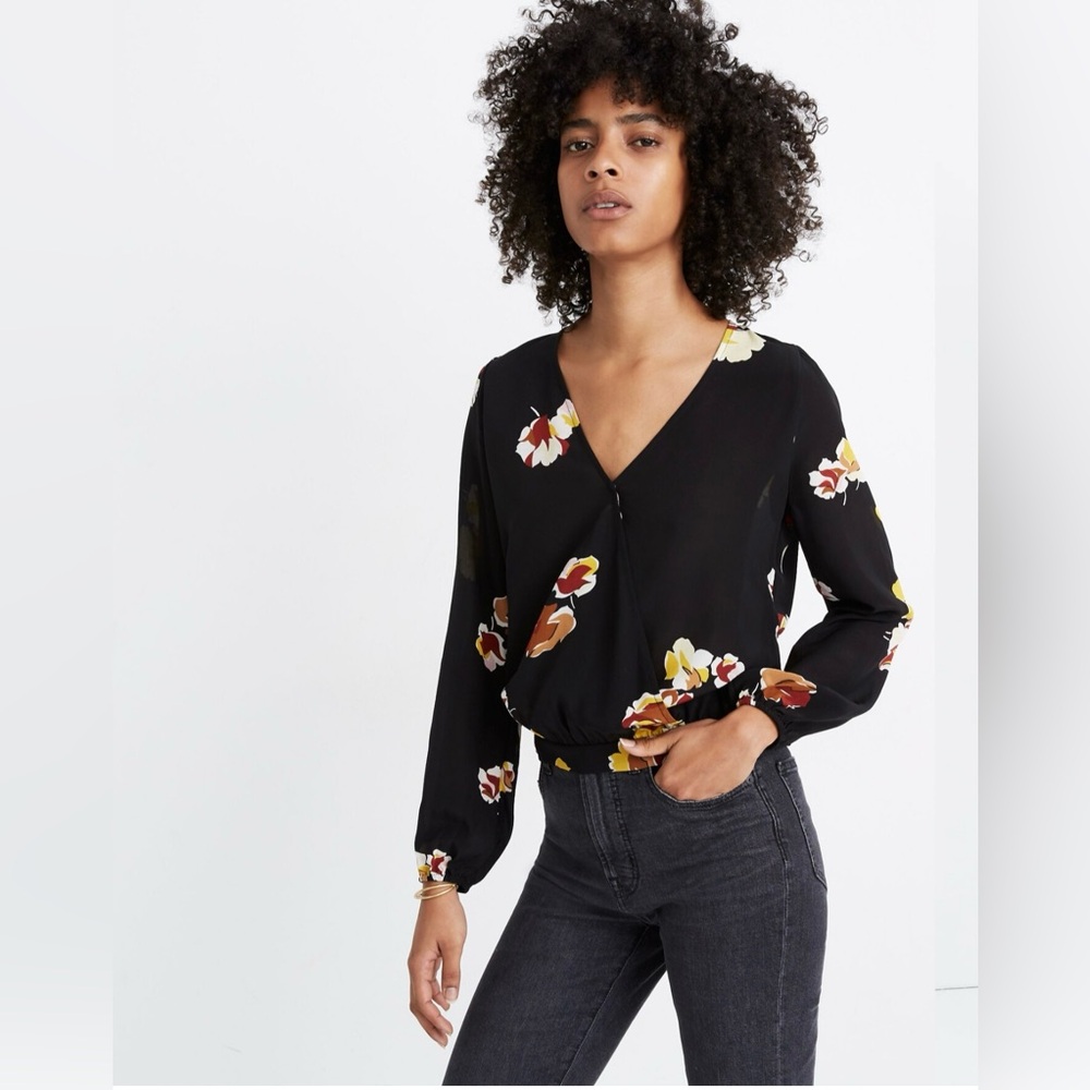 Madewell Black Silk Wrap Top in Gallery Floral V-Neck Blouse. Current Piece Med.